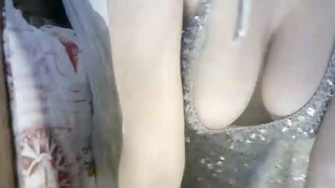 Lilu online show from September 2025 09:38:01 PM