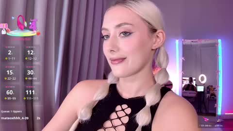 Snapshot of 7loren_wood7 chatting on May 2026 02:44:02 PM Loren Wood online show from May 2026 02:44:02 PM