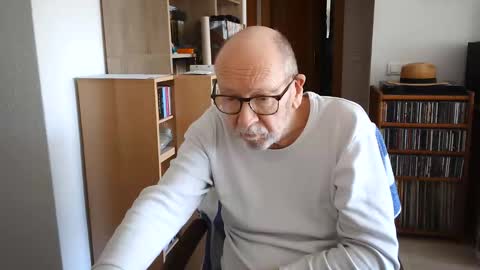  Papi  online show from February 2026 11:07:01 AM