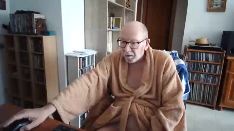  Papi  online show from March 2026 11:05:01 AM