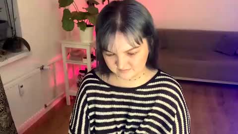 Ivy online show from January 2025 05:01:01 PM