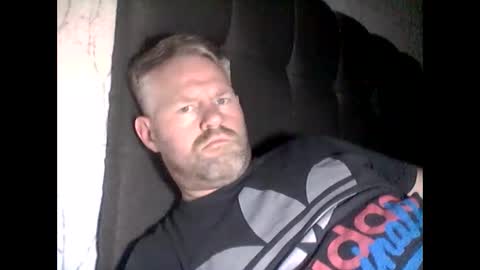 81jonnyx online show from December 2024 09:19:02 PM