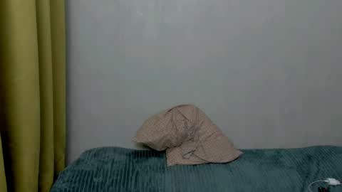 8_altair_8 online show from March 2025 12:01:02 PM