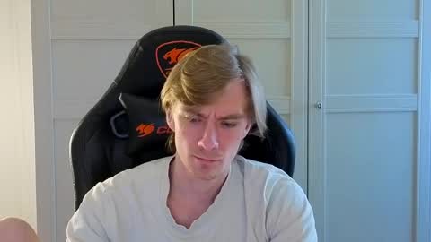 Roman Bellic online show from April 2026 02:26:01 PM