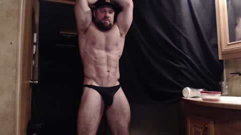 9 fat inches online show from February 2025 04:03:02 AM