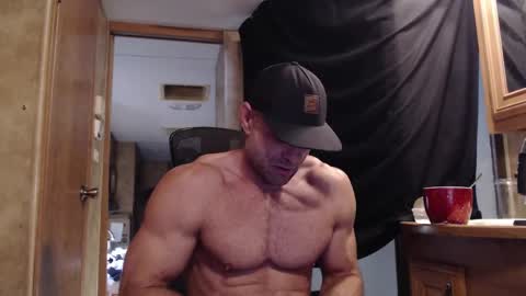 9 fat inches online show from September 2025 01:10:01 PM