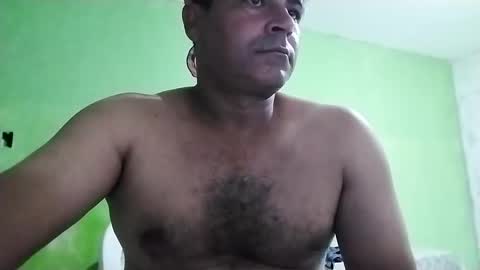 Snapshot of 9vinhocamshow chatting on December 2024 11:57:01 PM 9vinhocamshow online show from December 2024 11:57:01 PM