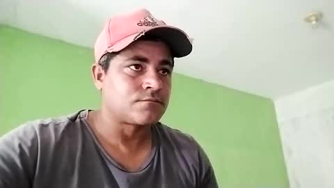 Snapshot of 9vinhocamshow chatting on December 2024 12:05:02 PM 9vinhocamshow online show from December 2024 12:05:02 PM