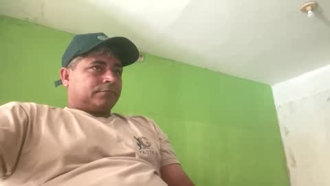 Snapshot of 9vinhocamshow chatting on April 2026 12:08:02 PM 9vinhocamshow online show from April 2026 12:08:02 PM