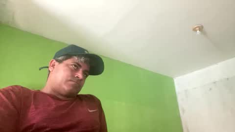 Snapshot of 9vinhocamshow chatting on May 2026 11:51:02 AM 9vinhocamshow online show from May 2026 11:51:02 AM