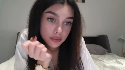 KARINA online show from March 2026 01:28:02 PM