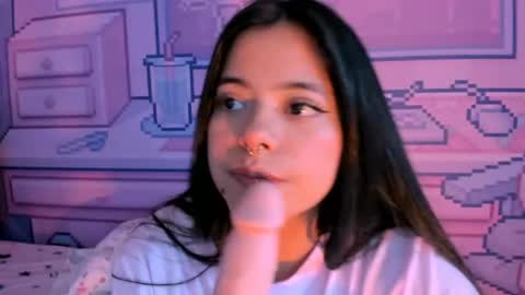 Alice  online show from December 2024 06:04:02 AM