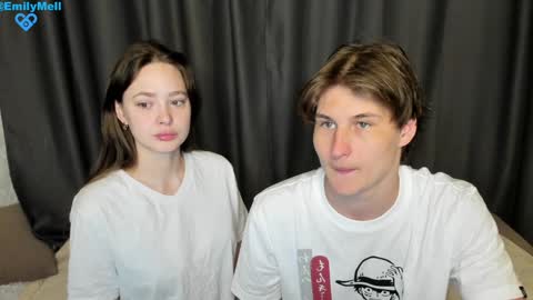 Snapshot of _52_ chatting on December 2024 04:01:02 AM EMILY AND MARCUS online show from December 2024 04:01:02 AM