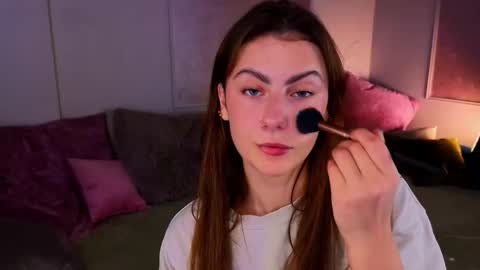 Willow online show from October 2025 09:15:02 PM