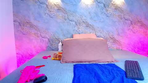  abby rouss online show from October 2025 03:07:02 AM