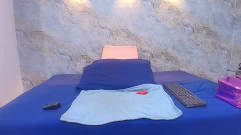  abby rouss online show from October 2025 03:08:01 AM