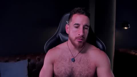 _adamcoper_ online show from November 2025 10:43:01 PM