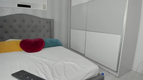 Adelle online show from April 2026 11:41:01 AM