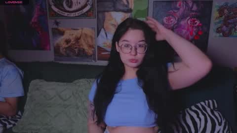 KENDALL  NATHANRYAN  LUCY online show from December 2025 12:58:01 PM