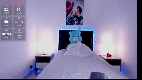 Snapshot of _alana_grey_ chatting on February 2026 02:44:01 AM _alana_grey_ online show from February 2026 02:44:01 AM