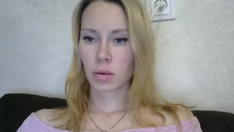 _alex1819 online show from February 2026 11:05:02 AM