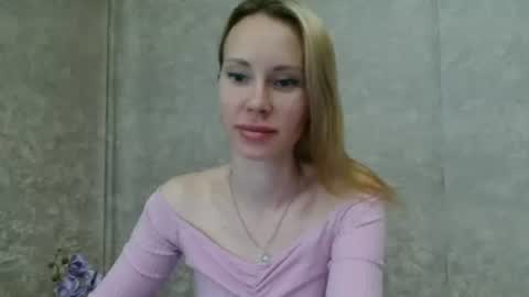 Snapshot of _alex1819 chatting on June 2026 06:59:02 AM _alex1819 online show from June 2026 06:59:02 AM