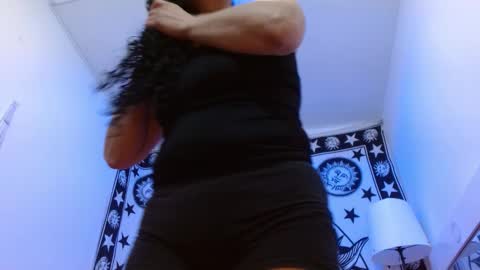 Alexandra online show from December 2025 11:17:02 AM