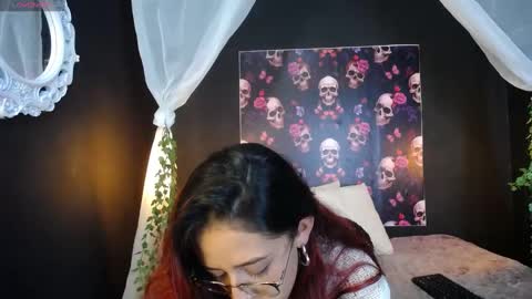 Alhanna online show from December 2024 09:23:01 PM