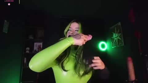 Miss Alice  My internet sucks these days see you soon online show from April 2026 09:08:02 PM