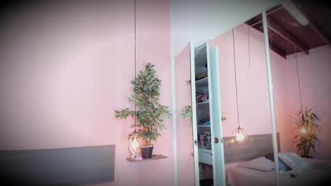  Alline Hall   online show from October 2025 11:16:01 AM