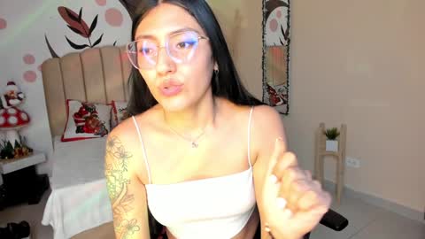 Allondra  online show from December 2024 05:40:01 AM