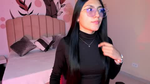 Allondra  online show from January 2025 10:35:01 PM