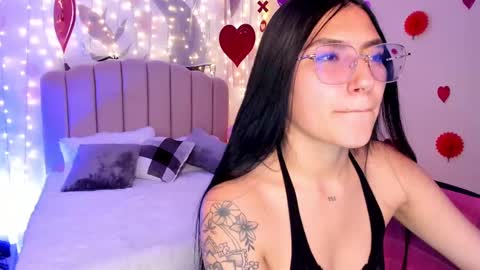 Allondra  online show from February 2025 05:26:02 AM