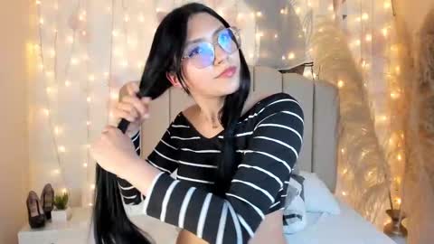 Allondra  online show from March 2025 02:49:02 AM