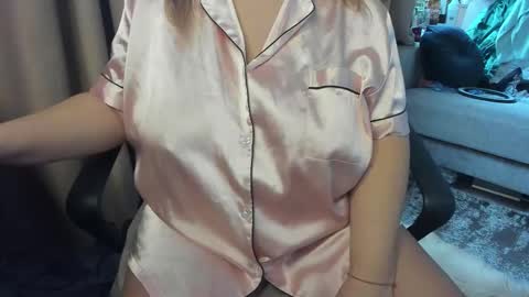 lisa online show from November 2025 10:15:02 AM