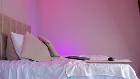 ngela  online show from January 2025 11:37:02 AM