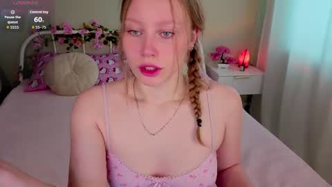 Snapshot of _angelblaze chatting on July 2026 05:10:02 AM _angelblaze online show from July 2026 05:10:02 AM