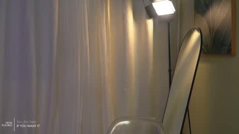 Angie -  online show from January 2026 11:30:01 PM