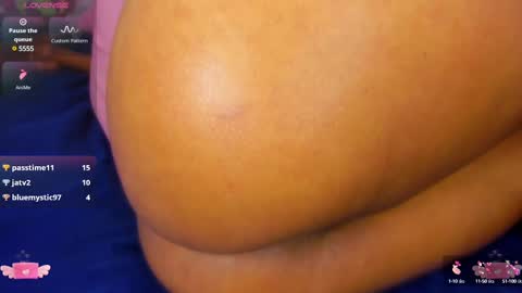 Snapshot of _aniisha_ chatting on December 2024 01:22:01 AM Any online show from December 2024 01:22:01 AM