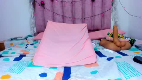 Snapshot of _aniisha_ chatting on December 2024 07:40:02 PM Any online show from December 2024 07:40:02 PM