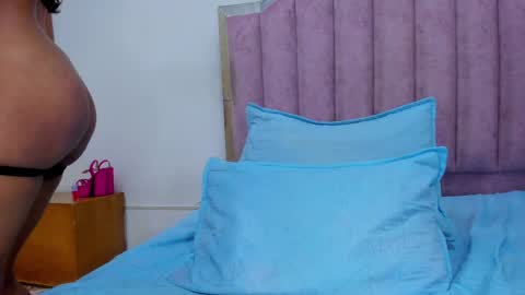 Snapshot of _aniisha_ chatting on March 2025 01:42:02 AM Any online show from March 2025 01:42:02 AM