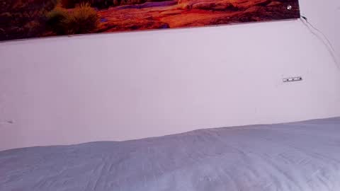 Snapshot of _aniisha_ chatting on November 2025 07:24:01 PM Any online show from November 2025 07:24:01 PM