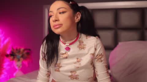 Snapshot of _anna_bloom chatting on February 2025 11:25:02 PM Anna online show from February 2025 11:25:02 PM