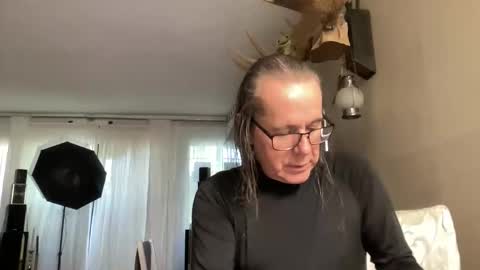  anneonamouse online show from May 2026 06:20:01 PM