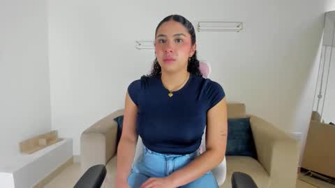 Snapshot of _april_smith_ chatting on September 2025 12:17:01 PM online show from September 2025 12:17:01 PM
