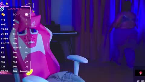 _ariaakashi_ online show from October 2025 01:57:01 AM