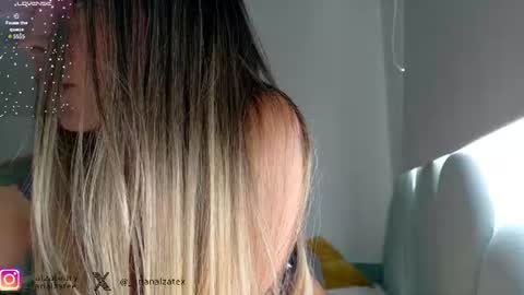Snapshot of _arianalzate_ chatting on June 2026 03:35:01 PM 60 online show from June 2026 03:35:01 PM