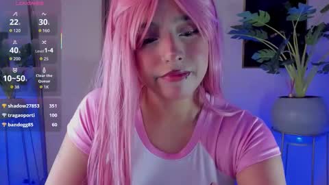   online show from November 2025 01:43:01 PM