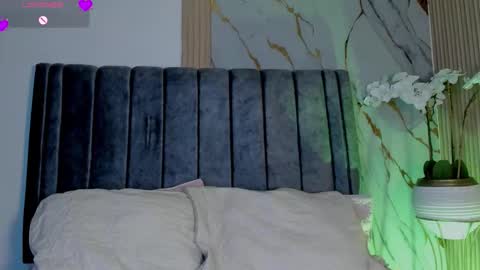   online show from January 2026 12:53:01 PM