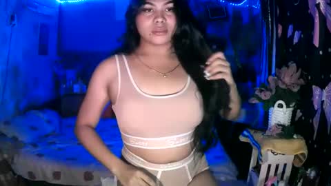 Snapshot of _asianslutyymikha_ chatting on May 2026 10:01:02 AM _asianslutyymikha_ online show from May 2026 10:01:02 AM